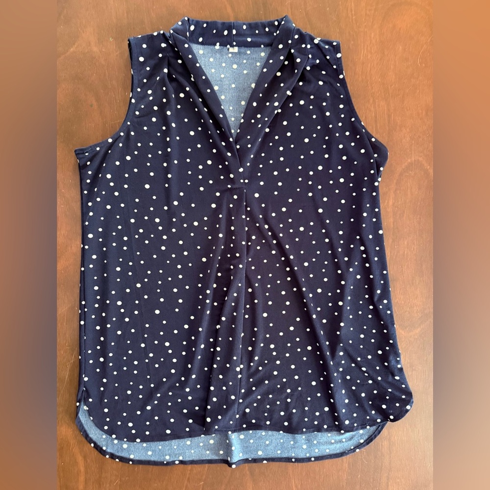 Macy's Navy Polka Dot Sleeveless Blouse Small, Loose Fit